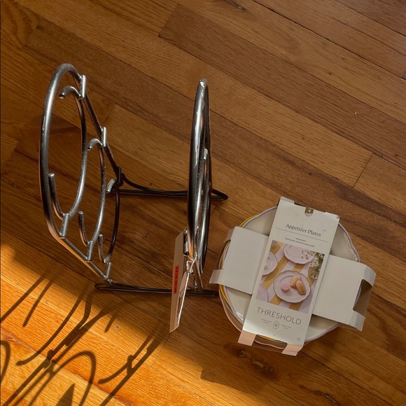 Threshold Other - Threshold Appetizer Plates with Wine Stand by Spectrum